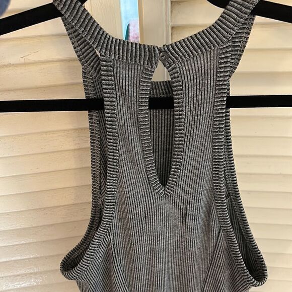 Fun 🤩 Fit & Flair Key 🔑 hole back Dress 👗 beach 🏖️ boardwalk Festival cool! - Picture 16 of 17